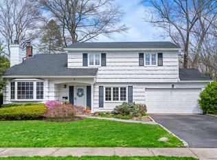 11 Sona Ln, Saint Louis, MO