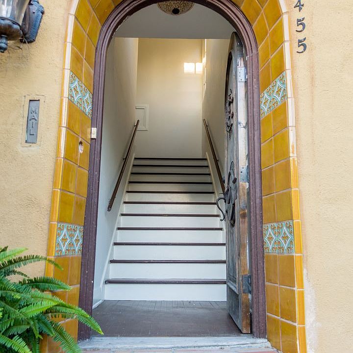 1st image of 455 N Curson Ave