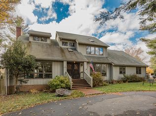 906 Providence Pl, Lexington, VA 24450