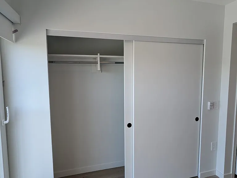 2520 Guelph St #404 — Photo 4