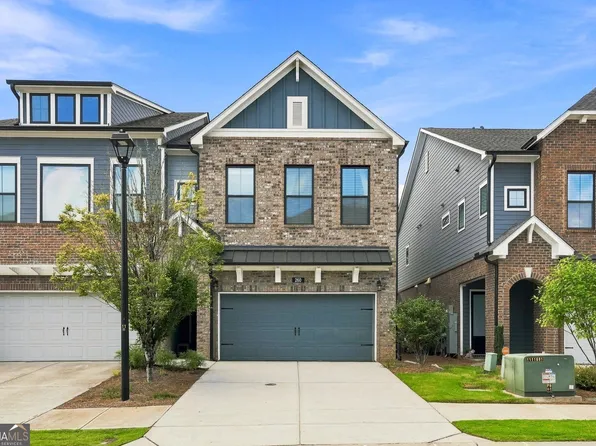 260 Walker Ave, Roswell, GA 30076