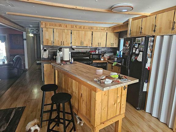 3rd image of 68-133 Jarvis St #68
