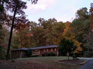 380 Darren Dr, Fayetteville, GA 30215