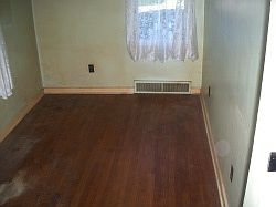 5th image of 2315 Highland Ave W
