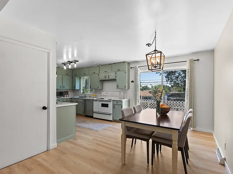 598 S Swadley St — Photo 13