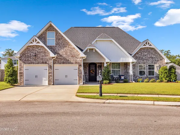 748 Malpass Landing Dr, Biloxi, MS 39532