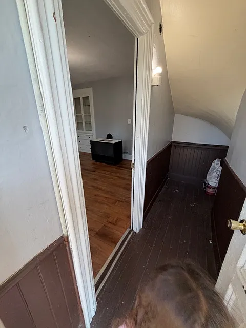2 bed, 900 sqft, $1,350 — Photo 3