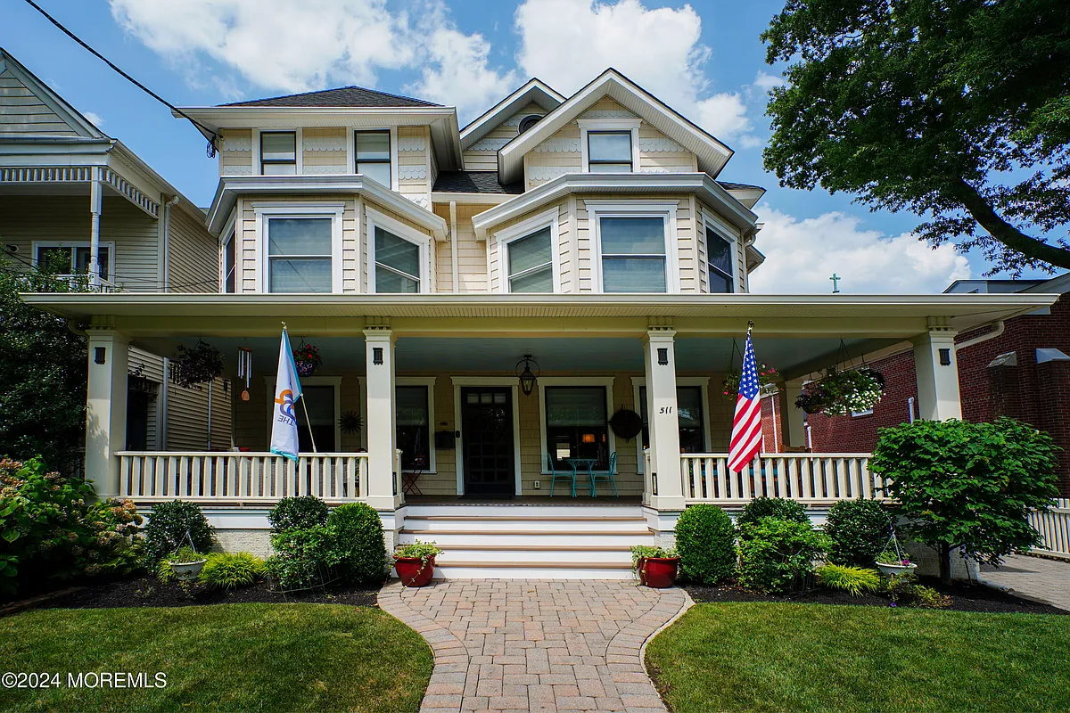 Building Photo - 511 Asbury Ave #MAIN HOME