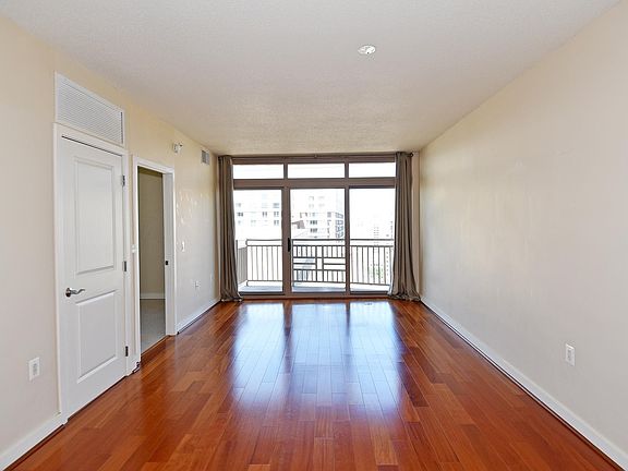 3rd image of 888 N Quincy St Unit 1903