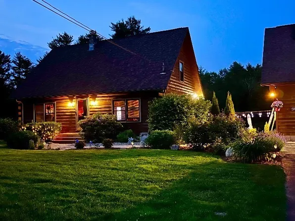 1472 Pleasant St, Athol, MA 01331