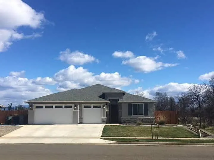 1135 Colorado Ct — Photo 7