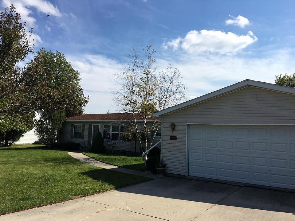 1st image of 15401 Green Ln