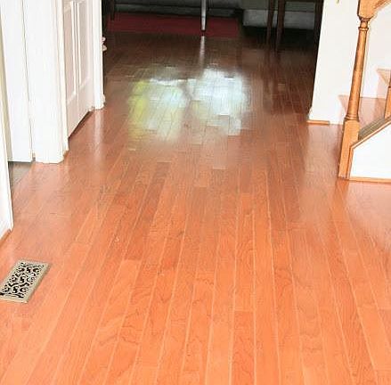 4th image of 13711 Eastcliff Cir