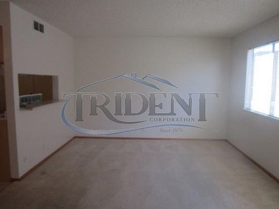 5th image of 1118 Casita Dr APT 2