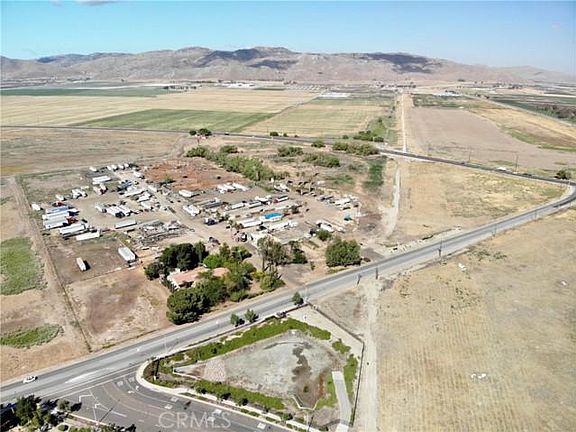 4th image of 2004 N Ramona Blvd