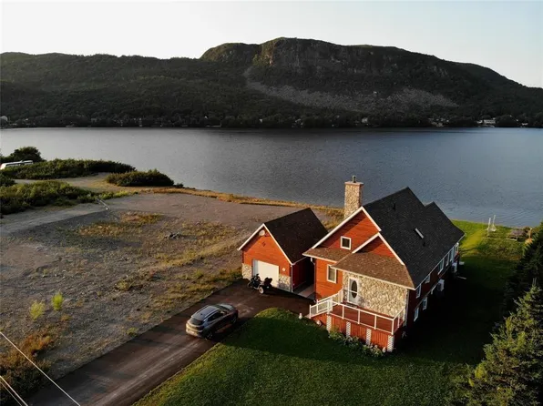 2 Regatta Drive, Gull Pond, NL A2N2Y4