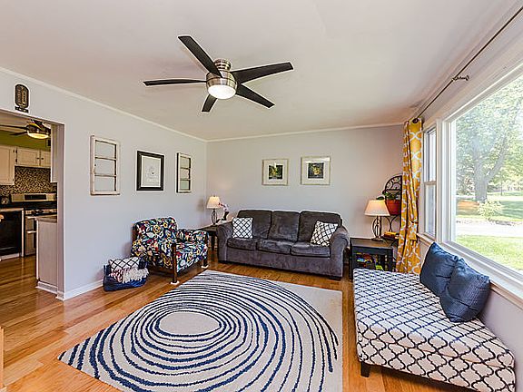 5th image of 943 S Norbury Ave
