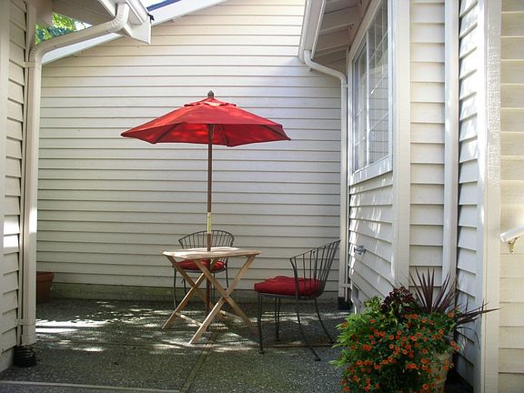 5th image of 6707 113th Pl SE
