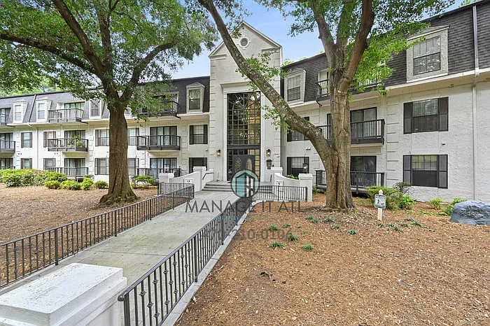 2 bed, 2.0 bath, 1264 sqft, $2,199 — Photo 3