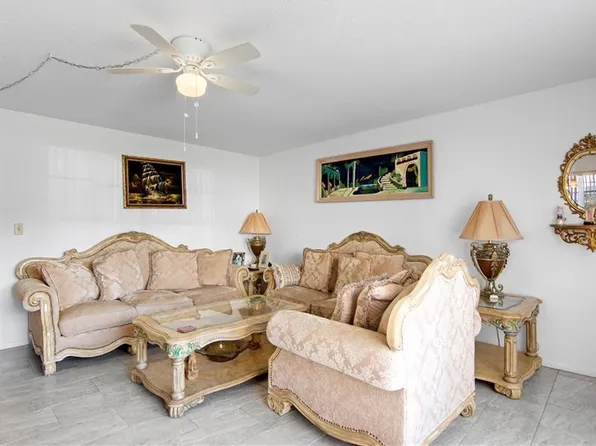 11 S Vista Palm Lane #102, Vero Beach, FL 32962