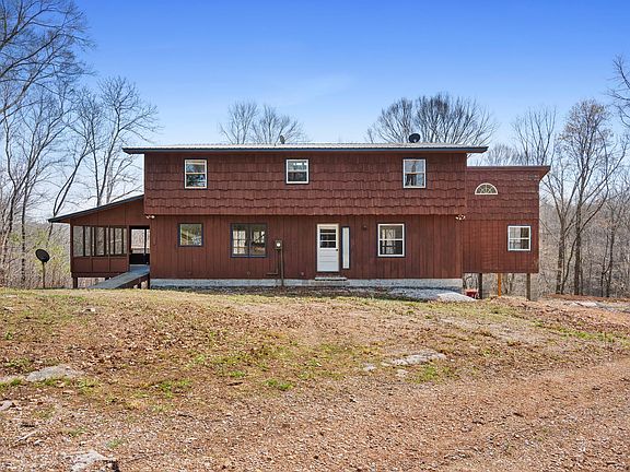 2nd image of 381 Studer Rd
