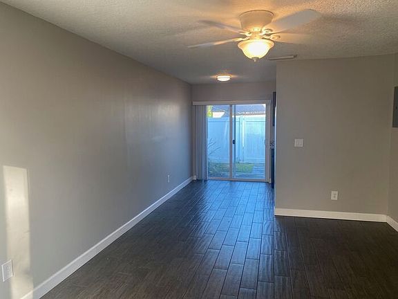 4th image of 1113 Royal Palm Ave