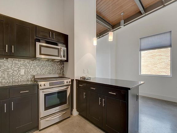4th image of 2205 N Lamar Blvd Unit 521