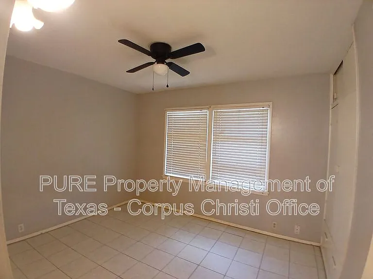4701 Prinston Dr — Photo 5