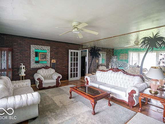 4th image of 3010 W County Road 675 N