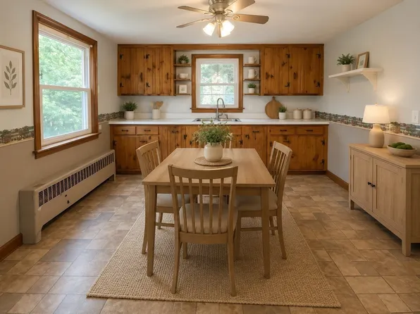 6 Oak Dr, Oxford, MA 01540