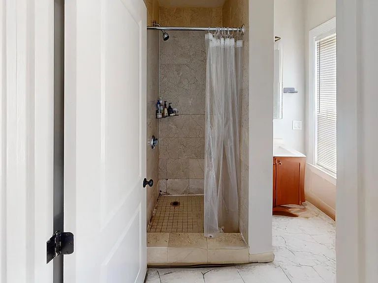 2975 Washington St #3A — Photo 4