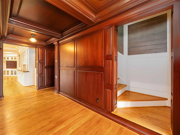 4031 Fernwood Dr — Photo 9