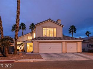 6113 Flaming Arrow Rd, North Las Vegas, NV 89031