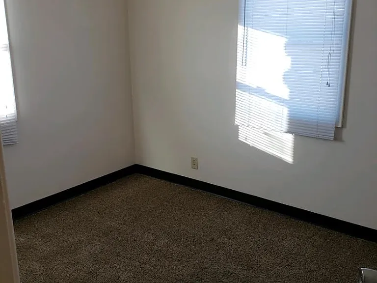 Unit Photo