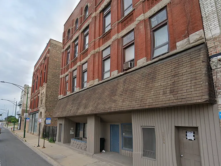 3004-3006 S Archer Ave S — Photo 15