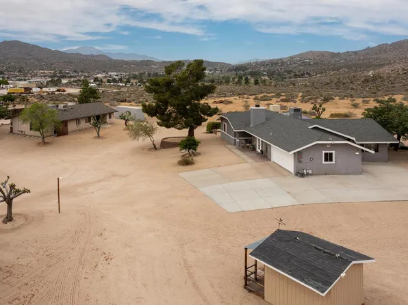 6910 Wamego Trl, Yucca Valley, CA 92284