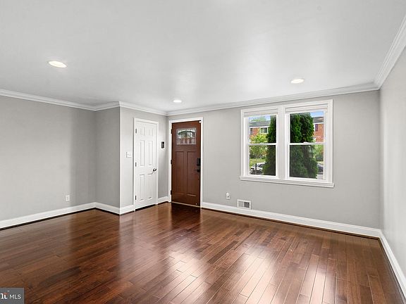 2nd image of 1235 Halstead Rd