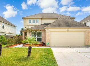 5450 Peppercorn Dr, Baytown, TX 77521
