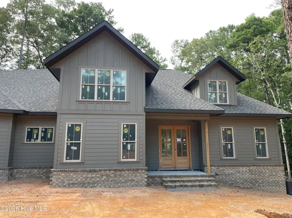 3 Hemlock Court, Pinehurst, NC 28374