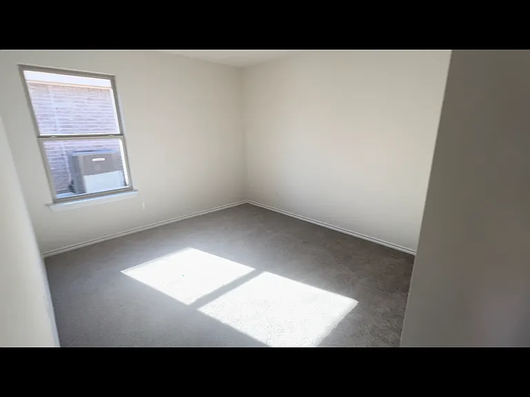 1214 Grand View Dr — Photo 4