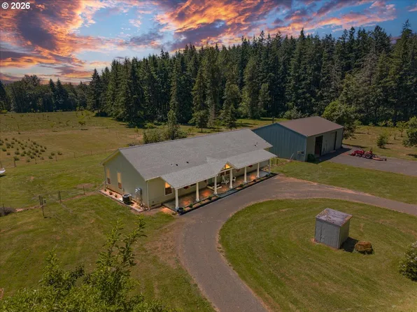 27737 SE Currin Rd, Estacada, OR 97023
