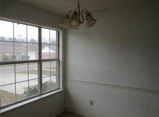 1709 Springridge Rd, Gautier, MS 39553