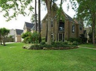 7003 Mickwayne Ct, Houston, TX 77069