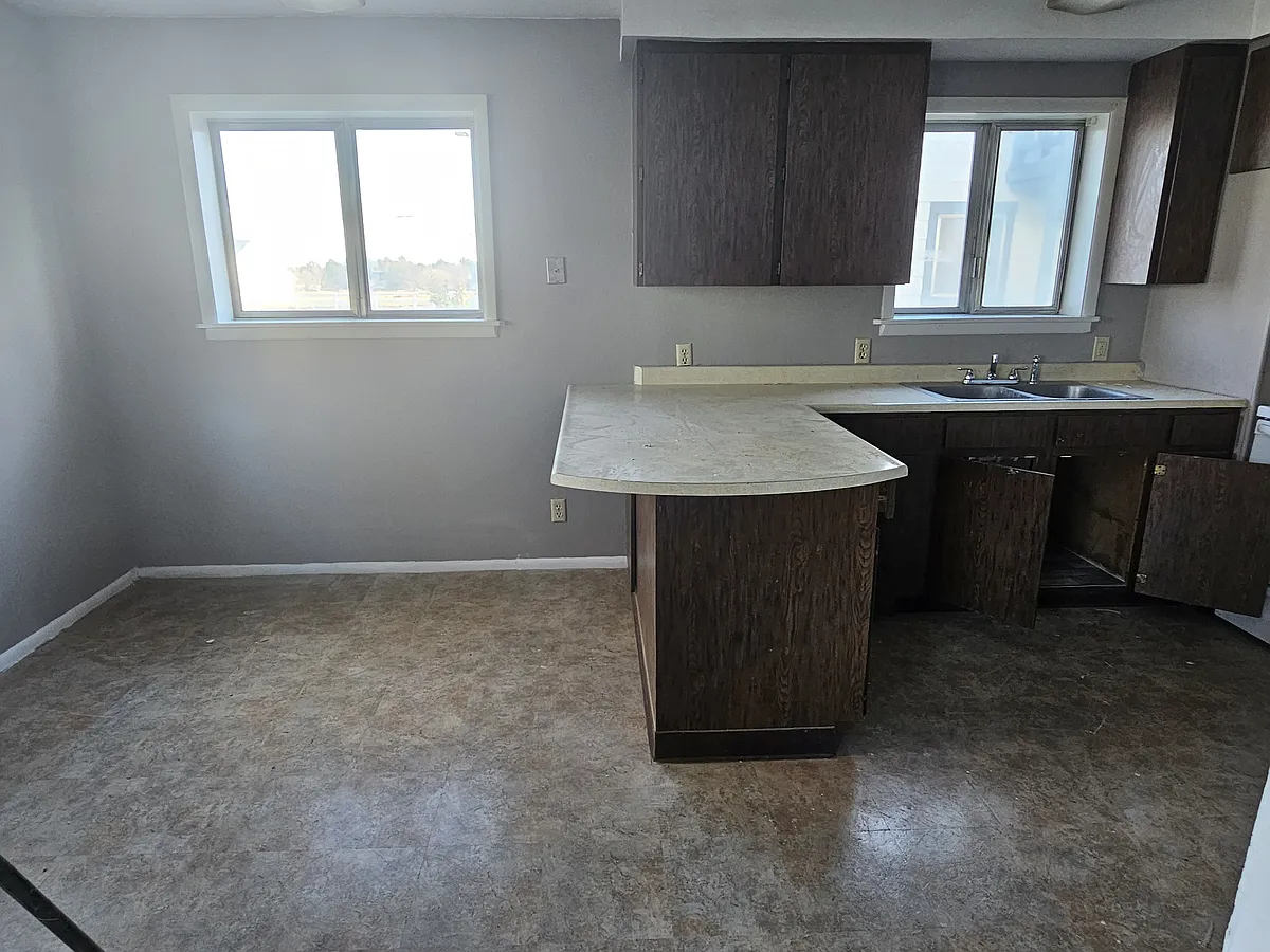 Building Photo - 350 Grandview Dr #101