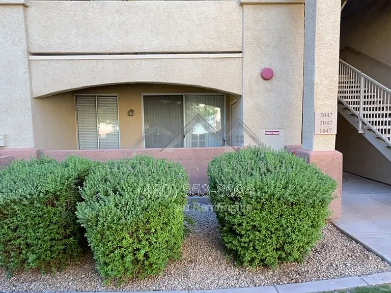 2134 E Broadway Rd #1047 — Photo 2