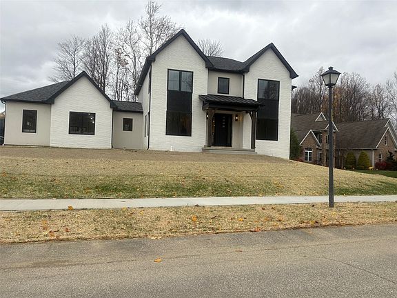 2nd image of 4892 Equestrian Dr #67