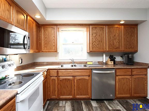 5th image of 510 Leavitt Ln