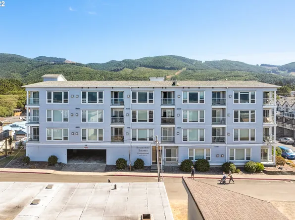 300 N Pacific St Unit 53, Rockaway Beach, OR 97136