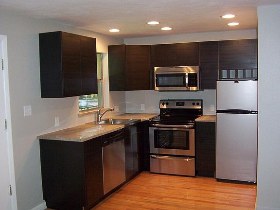 4th image of 612 S Mills Ave APT 2
