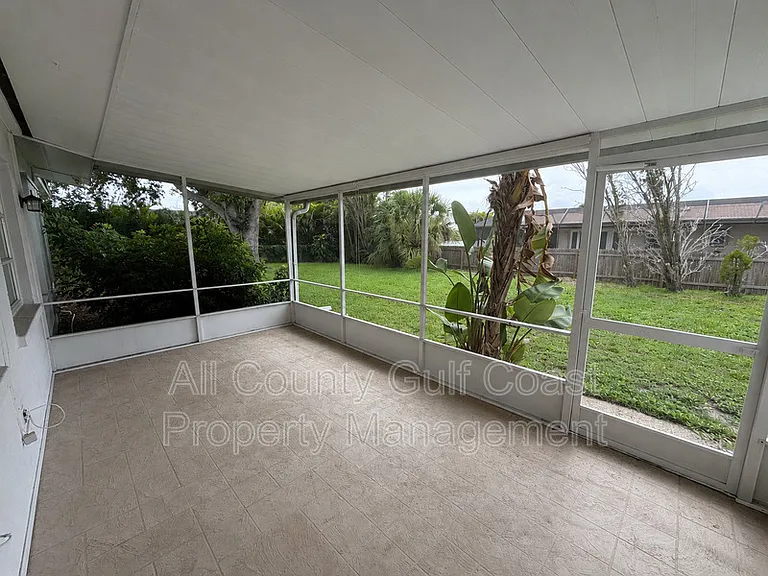309 Degas Dr — Photo 13